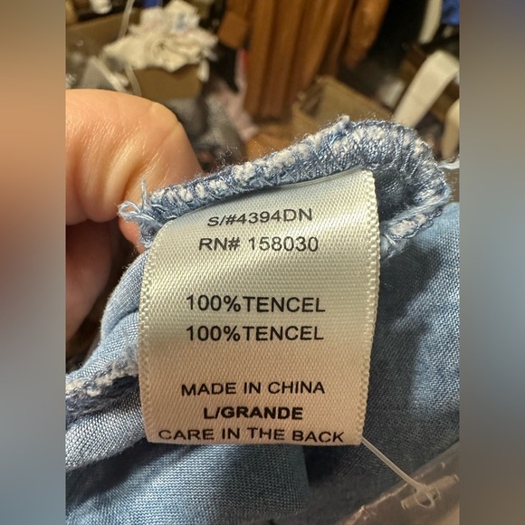 Love Tree Women’s Dress L Chambray Blue Tencel Button Front Elastic Waist - Picture 5 of 8